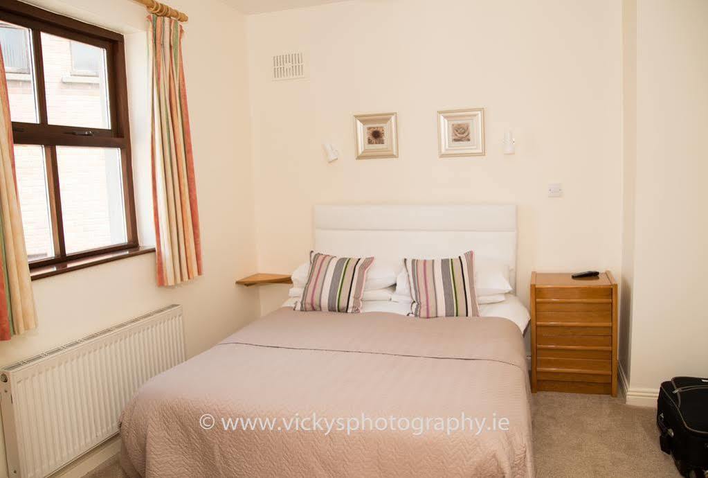 The Townhouse Bed & Breakfast คิลเคนนี ภายนอก รูปภาพ