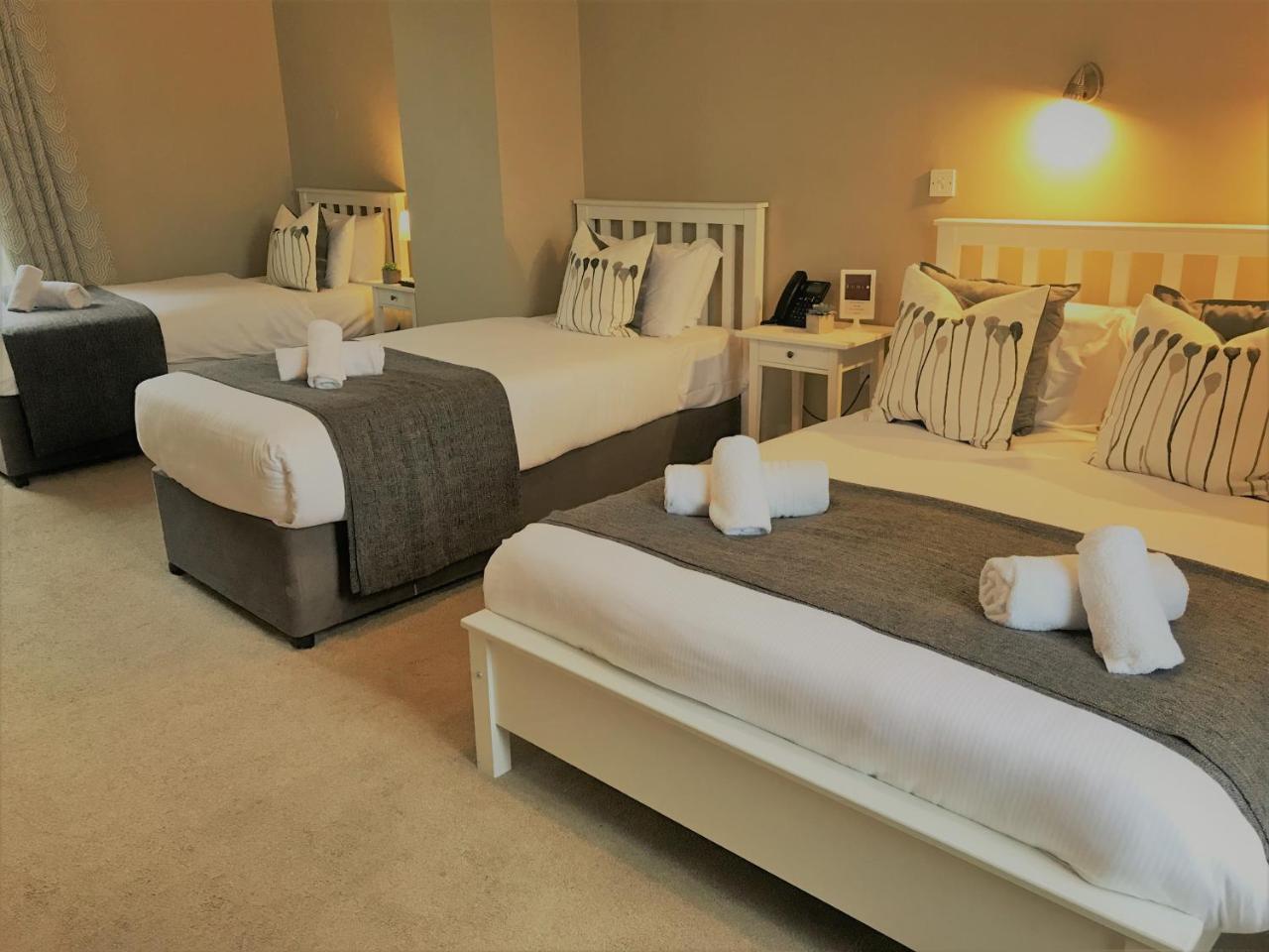 The Townhouse Bed & Breakfast คิลเคนนี ภายนอก รูปภาพ